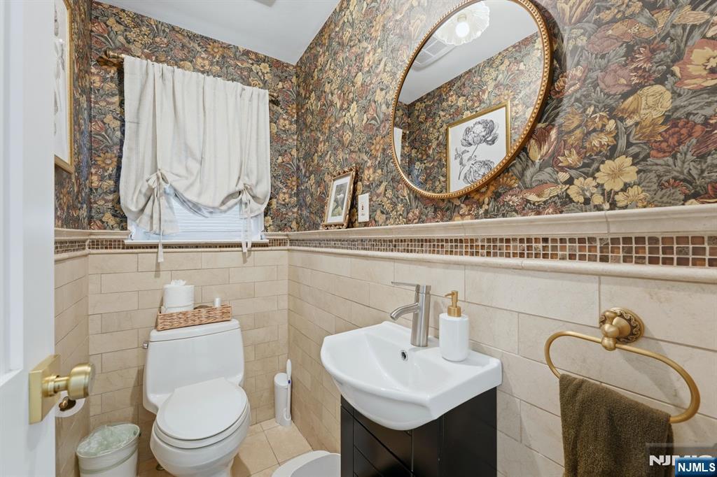 102 Mortimer Avenue Rutherford, NJ 07070 - Photo 14 of 39 Gallery Image 14