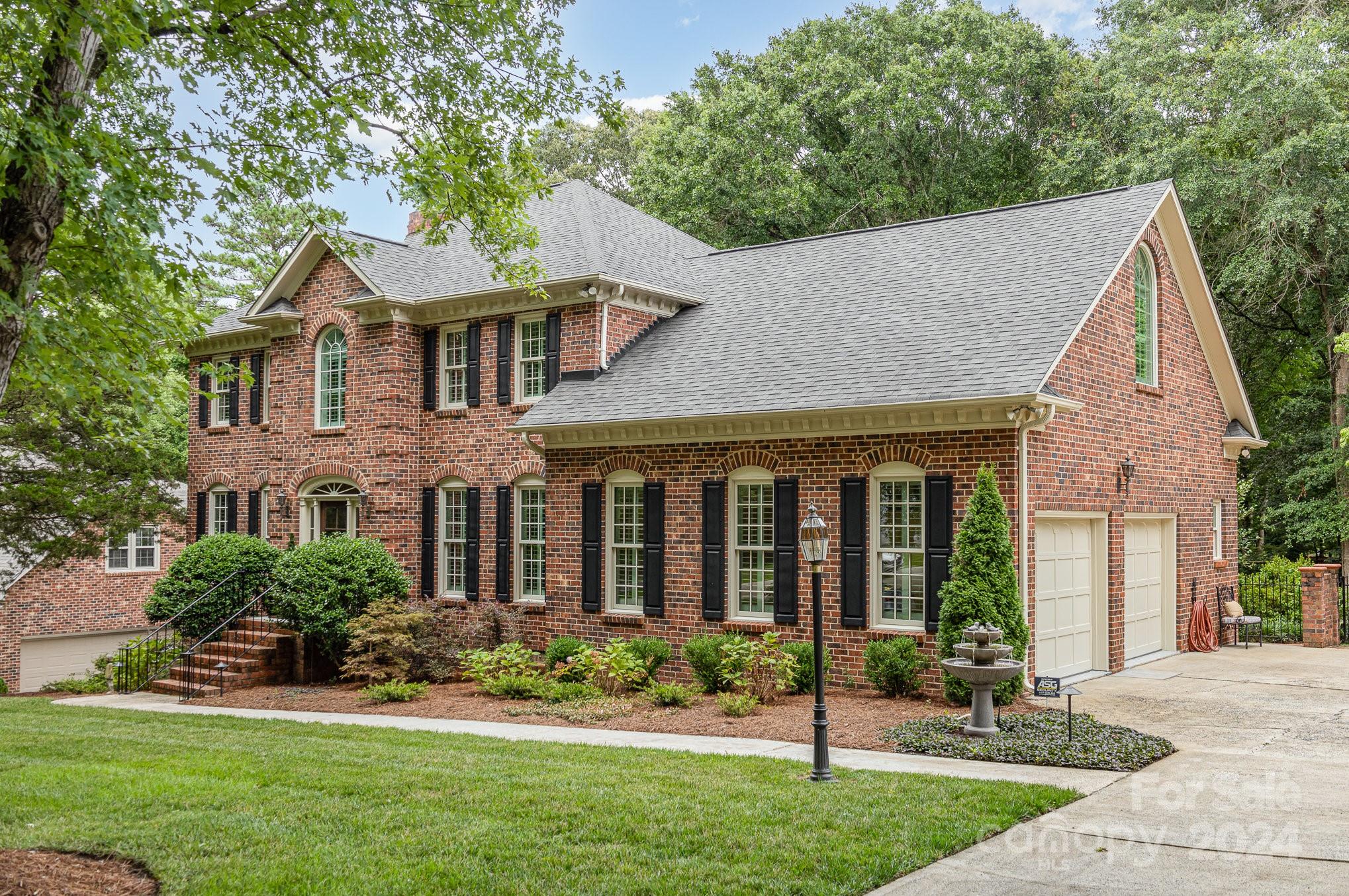 4409 Quail View Road Charlotte, NC 28226 - Photo 2 of 48 Gallery Image 2
