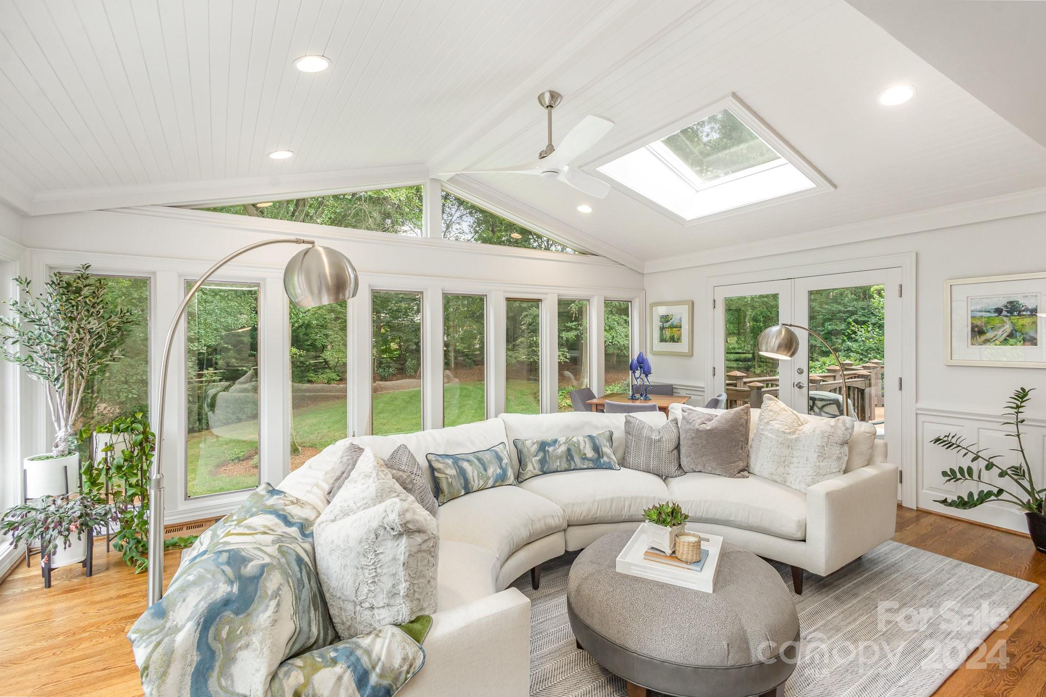 4409 Quail View Road Charlotte, NC 28226 - Photo 7 of 48 Gallery Image 7