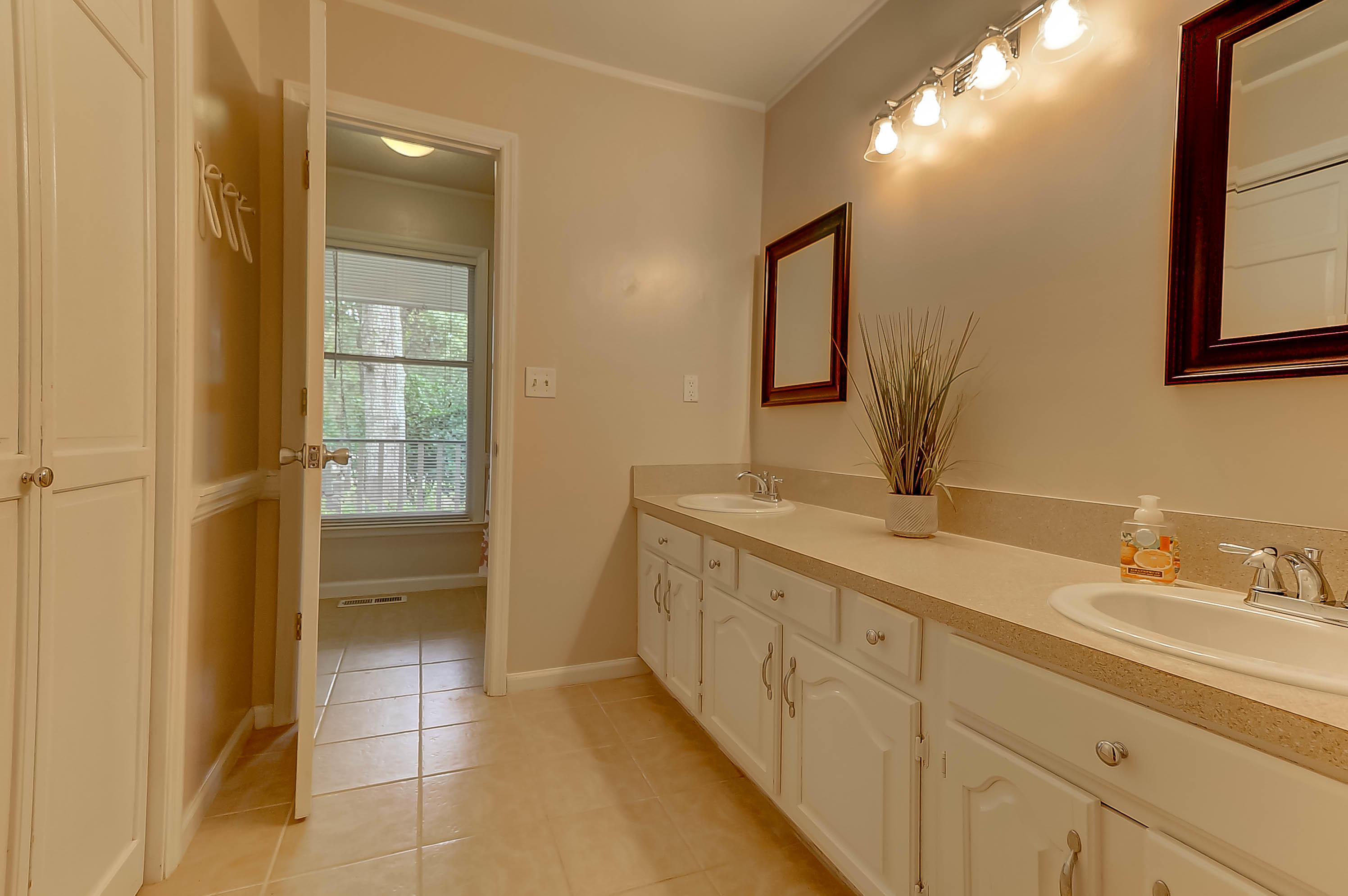 699 Willow Lake Road Charleston, SC 29412 - Photo 20 of 36 699 Willow Lake (33)