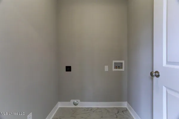 $306,900 | 7736 Carmel Cove, Walls, MS 38680