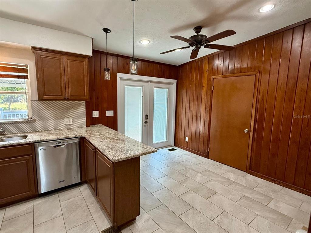2819 Rogan Road Orlando, FL 32812 - Photo 19 of 21