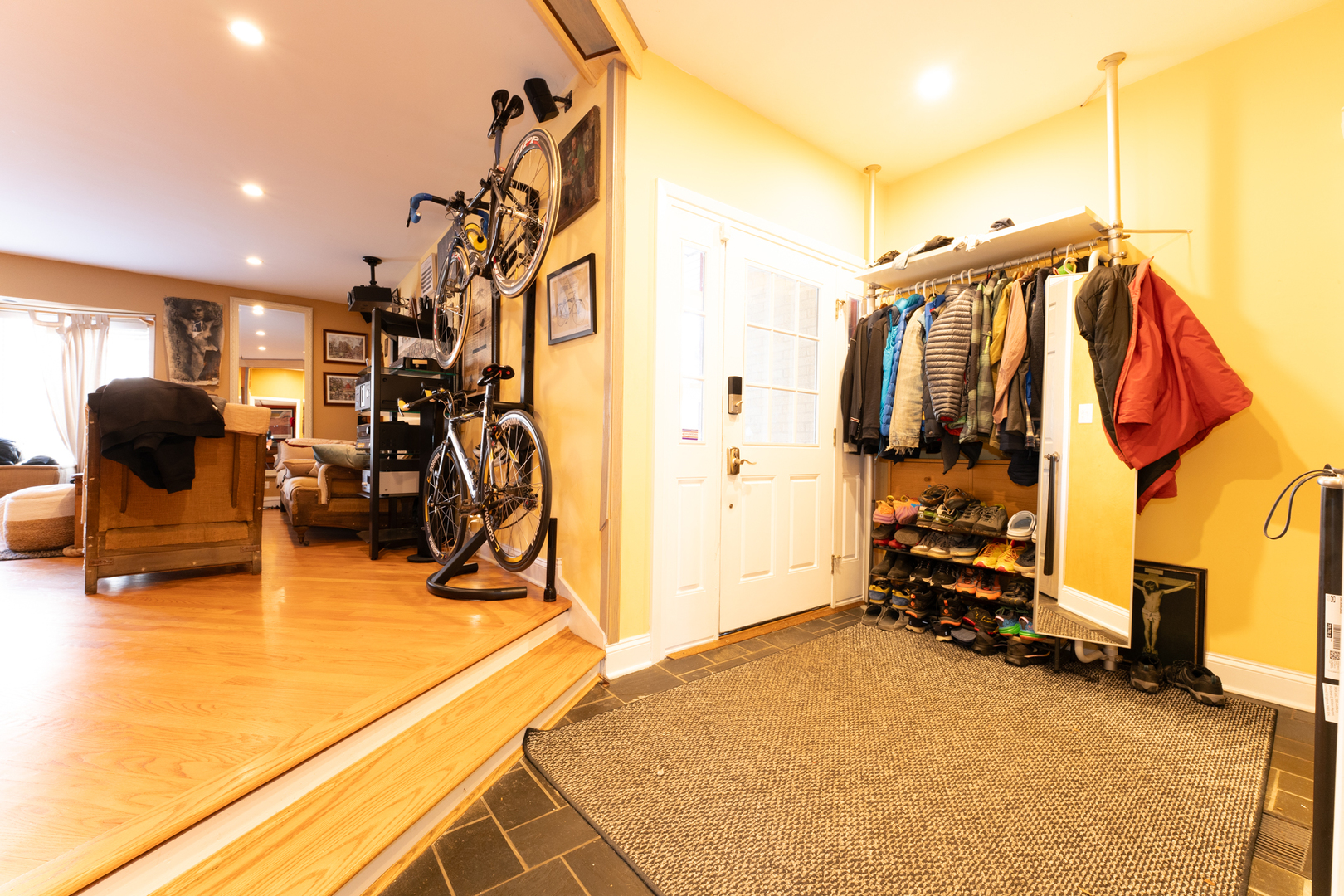 12 Robin Crest Road Hawthorn Woods, IL 60047 - Photo 10 of 27