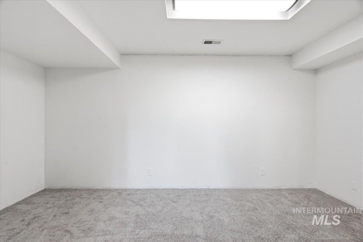 7771 Elmore Road Fruitland, ID 83619 - Photo 22 of 48 Extra space/storage.