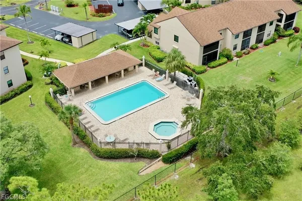 $2,100 | 8445 Charter Club Circle, Unit 11, Fort Myers, FL 33919