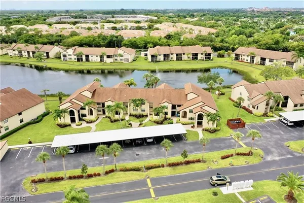 $2,100 | 8445 Charter Club Circle, Unit 11, Fort Myers, FL 33919