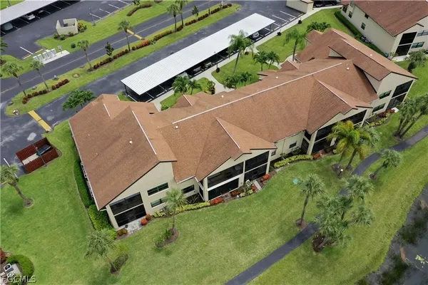 $2,100 | 8445 Charter Club Circle, Unit 11, Fort Myers, FL 33919