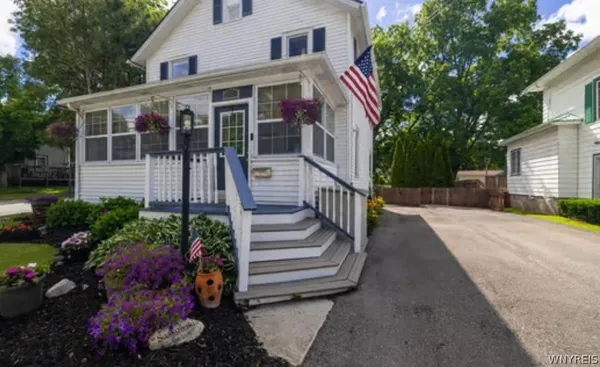 $279,900 | 86 Church Street, Victor, NY 14564