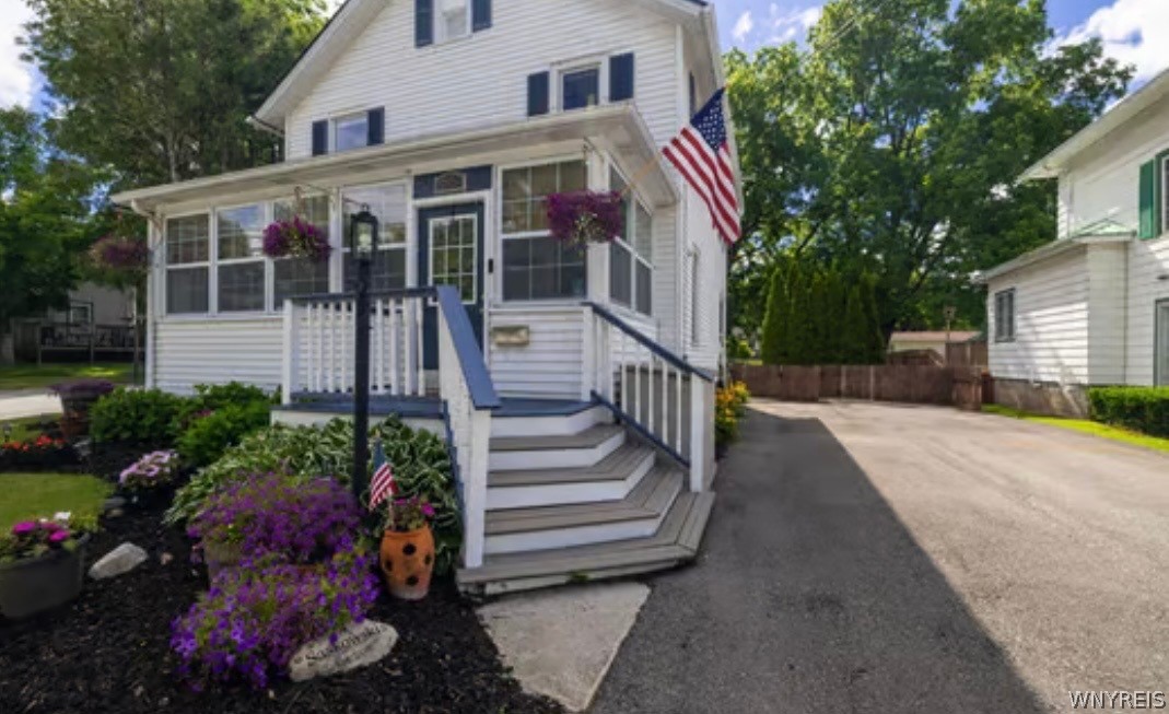 86 Church Street Victor, NY 14564 - Photo 1 of 32