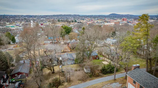 $239,000 | 433 West Poplar Street, Johnson City, TN 37604