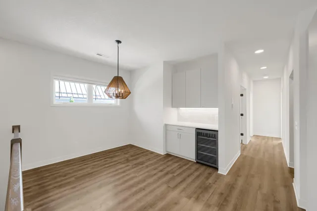 $3,995 | 5337 Drew Avenue South, Unit 3, Minneapolis, MN 55410