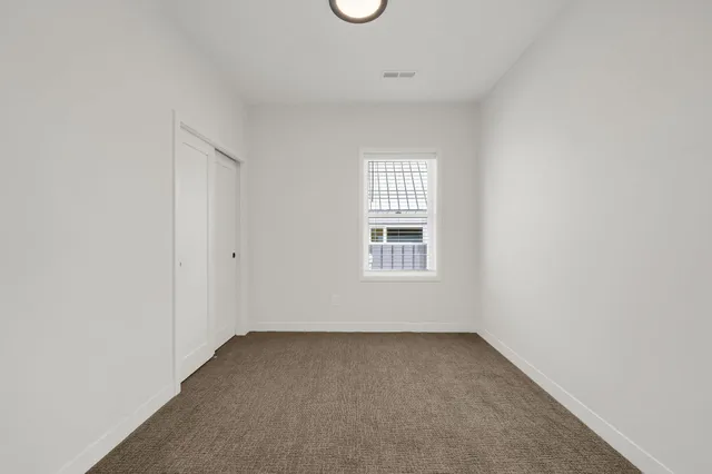 $3,995 | 5337 Drew Avenue South, Unit 3, Minneapolis, MN 55410