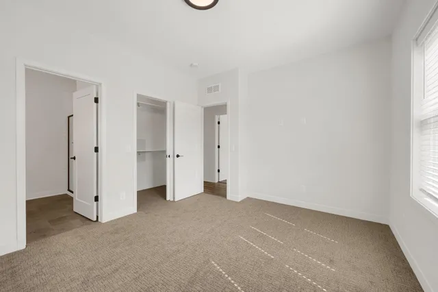 $3,995 | 5337 Drew Avenue South, Unit 3, Minneapolis, MN 55410