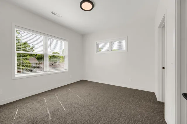 $3,995 | 5337 Drew Avenue South, Unit 3, Minneapolis, MN 55410