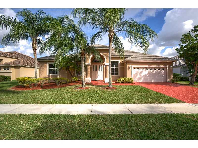 21516 Halstead Drive Boca Raton, FL 33428 - Photo 1 of 22 Primary Photo