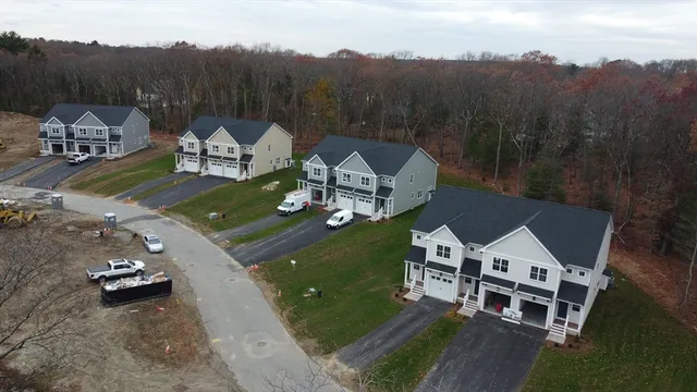 $729,000 | 64 Uncas Avenue, Franklin, MA 02038