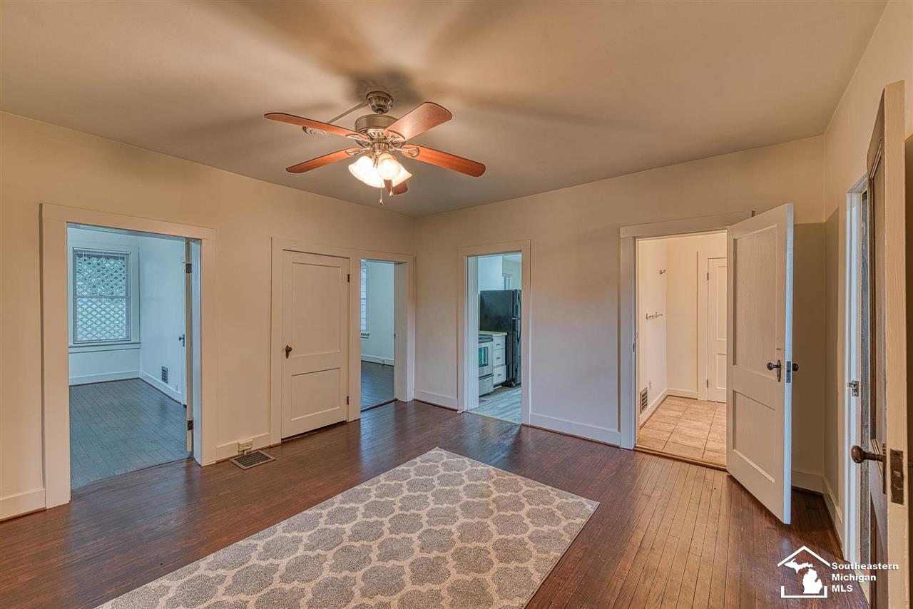5260 North Custer Road Monroe, MI 48162 - Photo 12 of 36