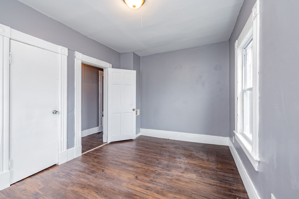 85 Alden Street Springfield, MA 01109 - Photo 13 of 21