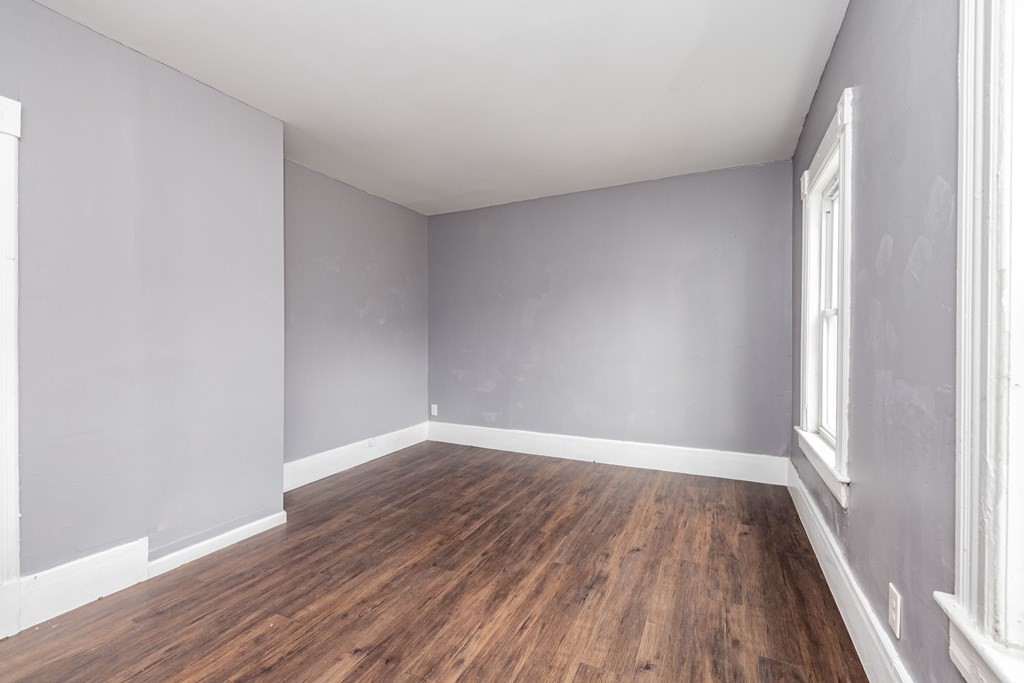 85 Alden Street Springfield, MA 01109 - Photo 6 of 21