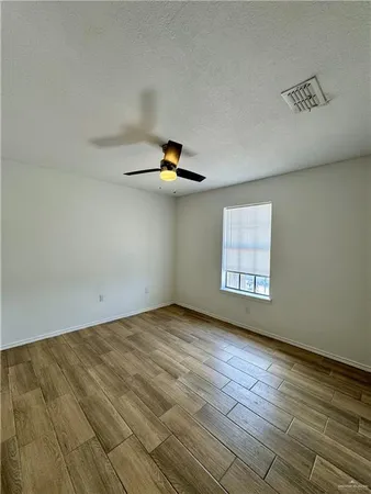 $700 | 120 East Schunior Street, Unit 7, Edinburg, TX 78541