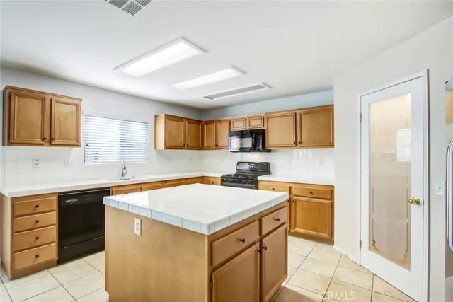 $3,500 | 46213 Corte Oaxaca, Temecula, CA 92592