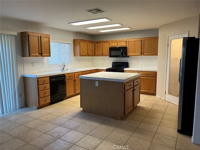 $3,500 | 46213 Corte Oaxaca, Temecula, CA 92592