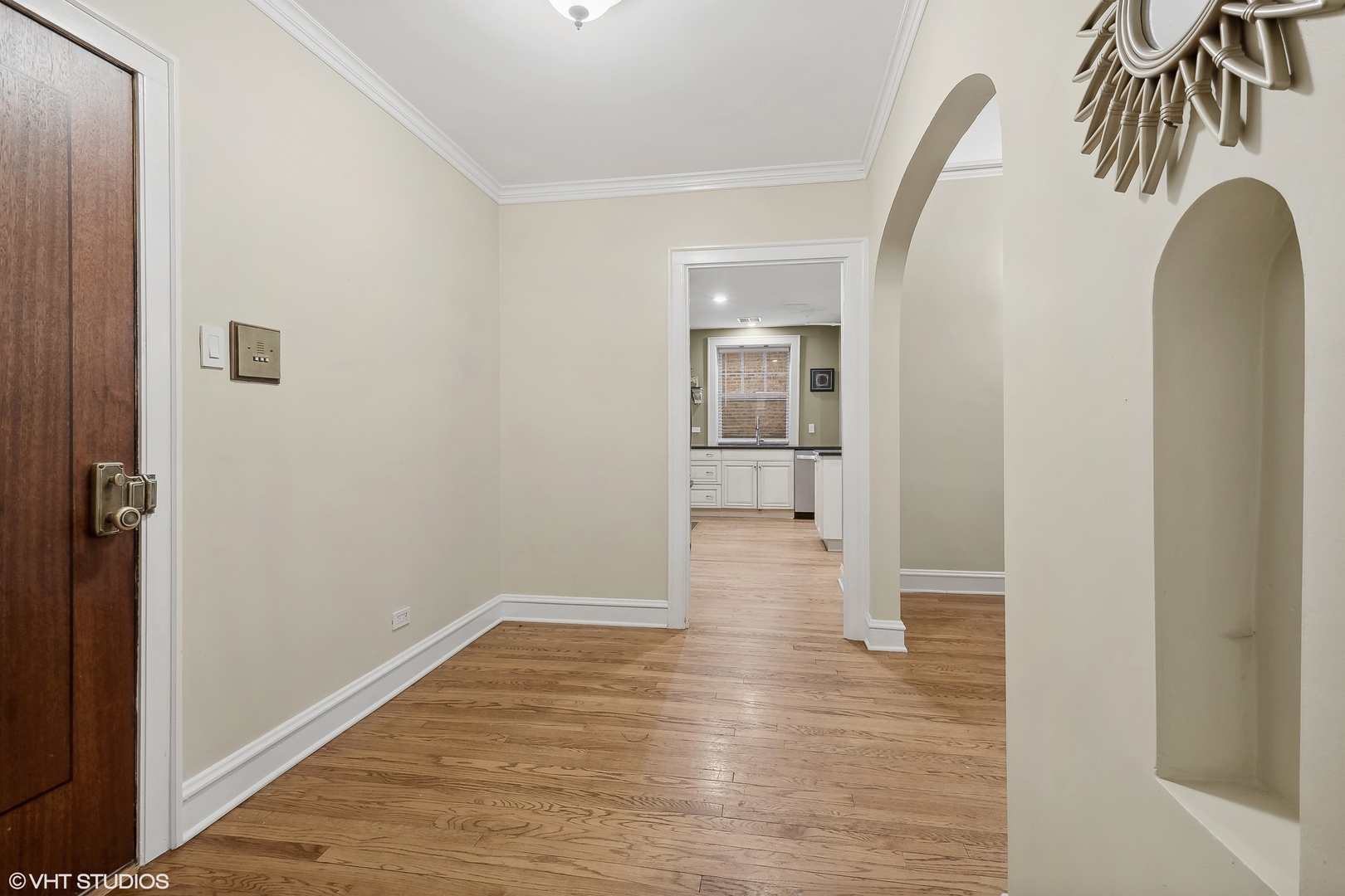 498 Sheridan Road, Unit G Evanston, IL 60202 - Photo 5 of 13