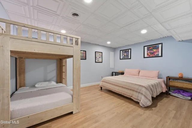 $2,250,000 | 1 Garside Rd Extension, Saratoga Springs, NY 12866