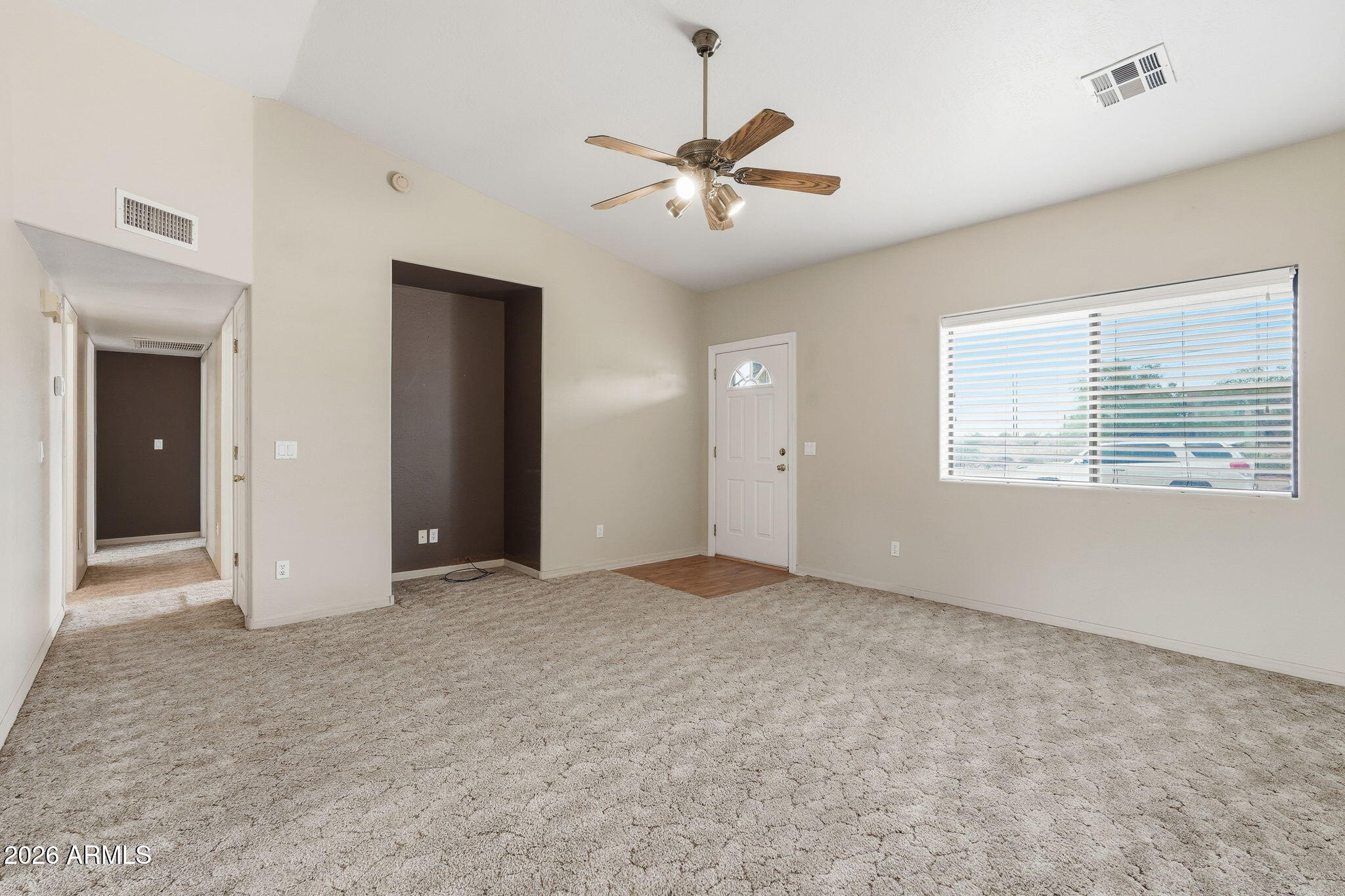 699 North Arroya Road Apache Junction, AZ 85119 - Photo 10 of 47 Living Room:Hallway