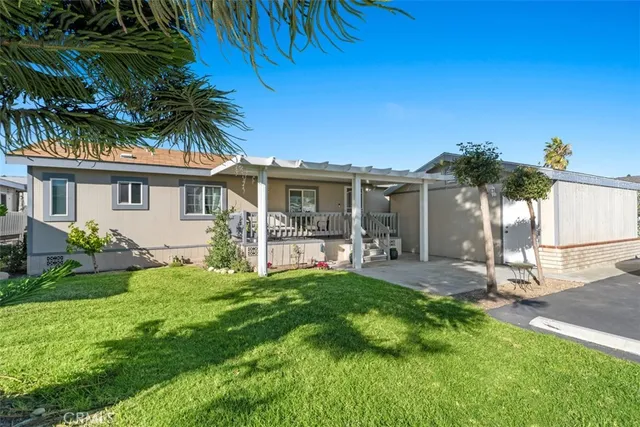 $340,000 | 5815 East La Palma Avenue, Unit 302, Anaheim, CA 92807