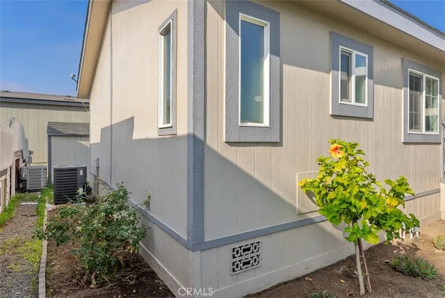 $340,000 | 5815 East La Palma Avenue, Unit 302, Anaheim, CA 92807