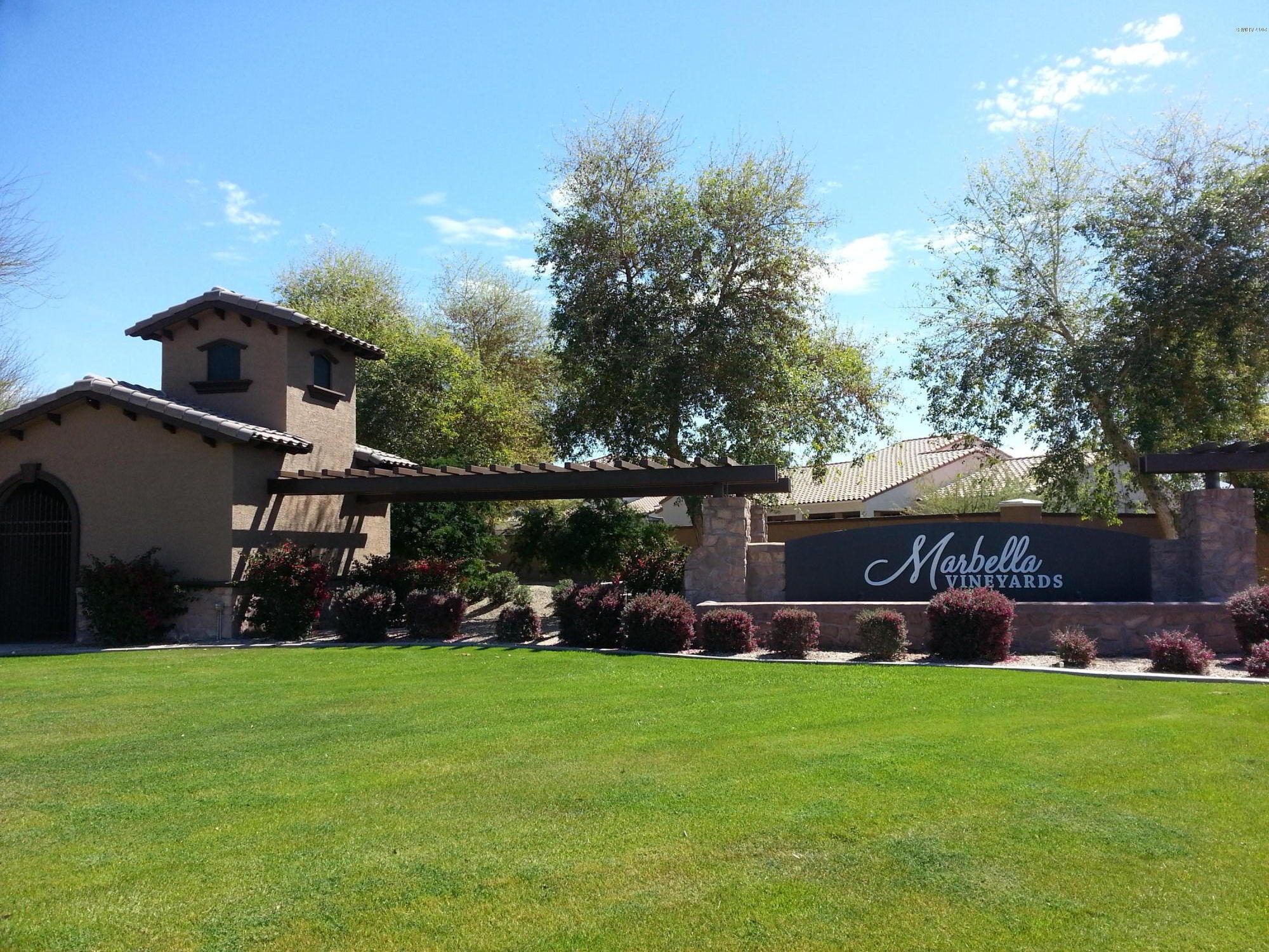 3334 East Blue Ridge Way Gilbert, AZ 85298 - Photo 1 of 67 community entrance