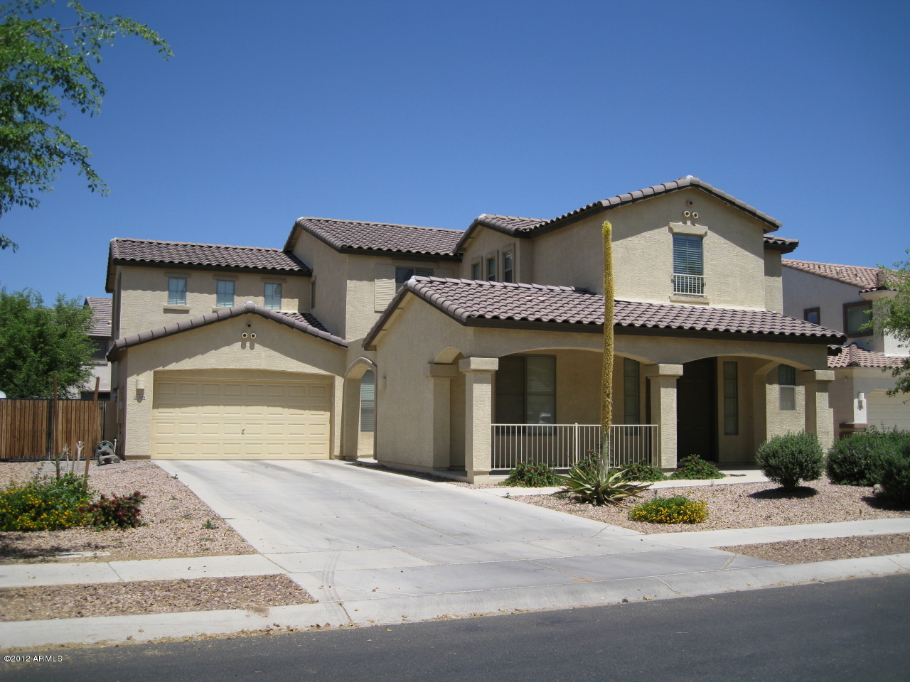 3334 East Blue Ridge Way Gilbert, AZ 85298 - Photo 8 of 67 UPGRADED FRONT ELEVATION