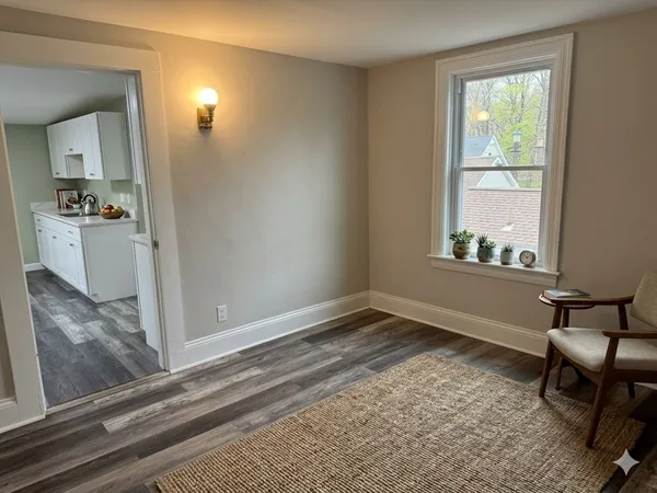 $1,800 | 63 West Carpenter Street, Unit 2R, Attleboro, MA 02703