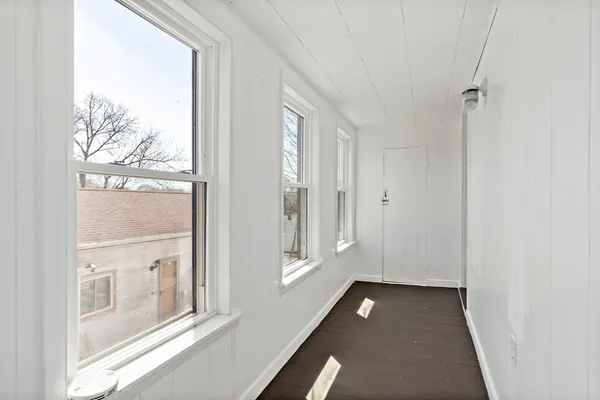 $1,800 | 63 West Carpenter Street, Unit 2R, Attleboro, MA 02703