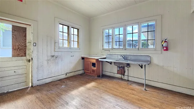 $2,000,000 | 1727 Nuuanu Avenue, Honolulu, HI 96817