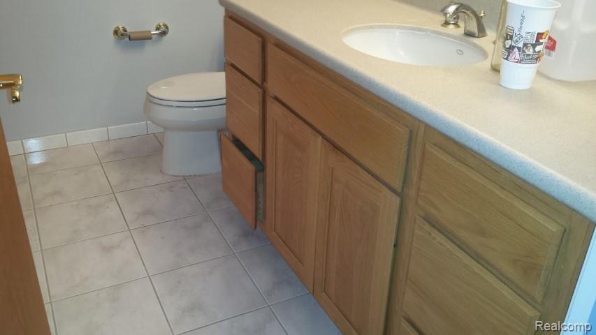 3263 Harvard Road Royal Oak, MI 48073 - Photo 17 of 34 2014-02-12 17.48