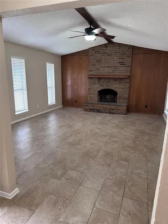 $2,400 | 2005 Glencrest Lane, Garland, TX 75040