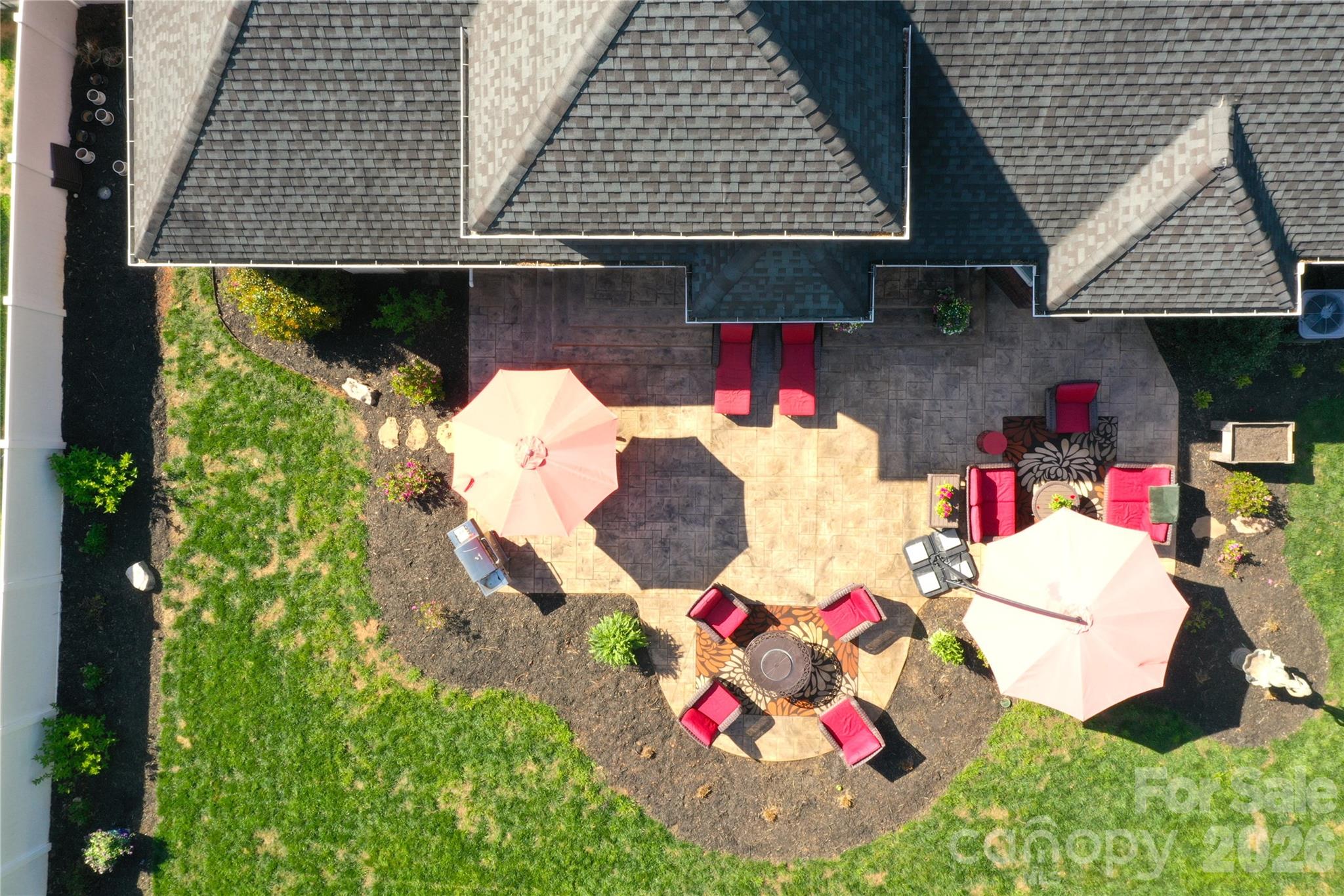 406 5th Avenue Northeast Conover, NC 28613 - Photo 2 of 46