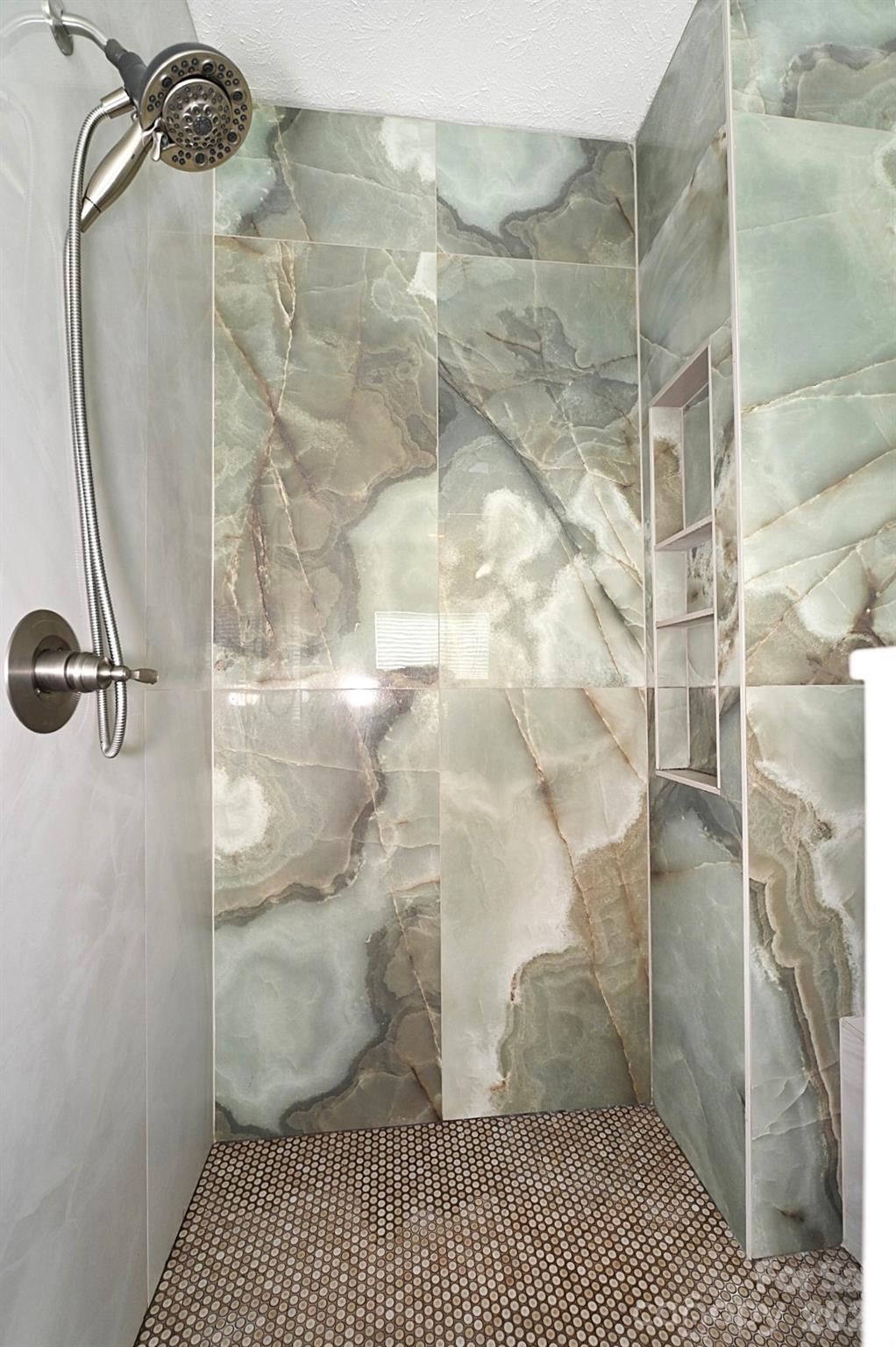 406 5th Avenue Northeast Conover, NC 28613 - Photo 26 of 46 a bathroom with a shower