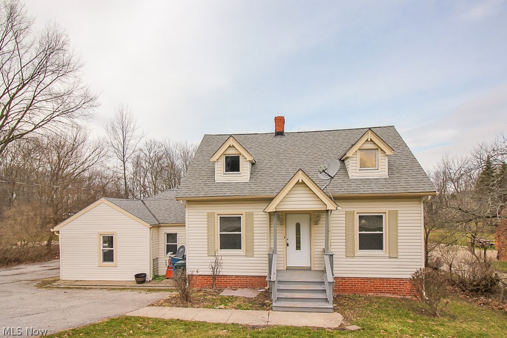 8114 West Pleasant Valley Road Parma, OH 44130 - Photo 2 of 35 Gallery Image 2