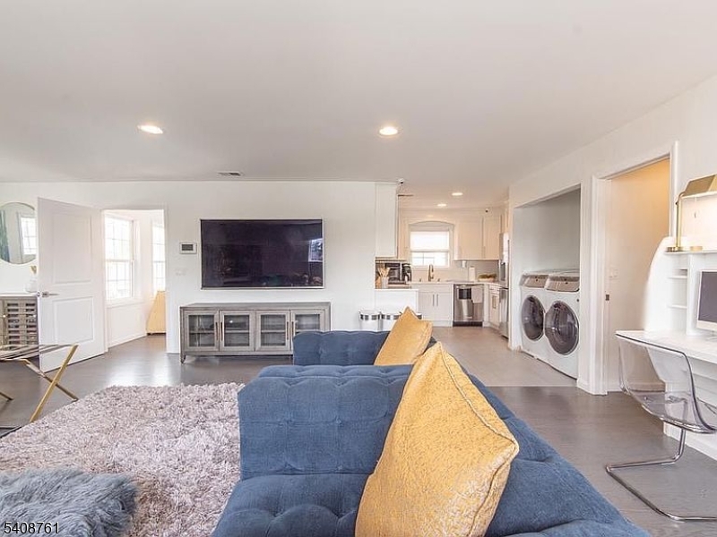 201 Catherine Street, Unit 2 Elizabeth, NJ 07201 - Photo 2 of 21