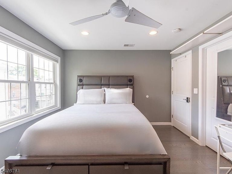 201 Catherine Street, Unit 2 Elizabeth, NJ 07201 - Photo 9 of 21