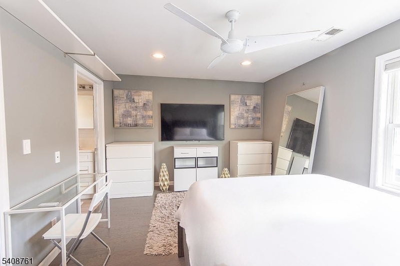 201 Catherine Street, Unit 2 Elizabeth, NJ 07201 - Photo 10 of 21