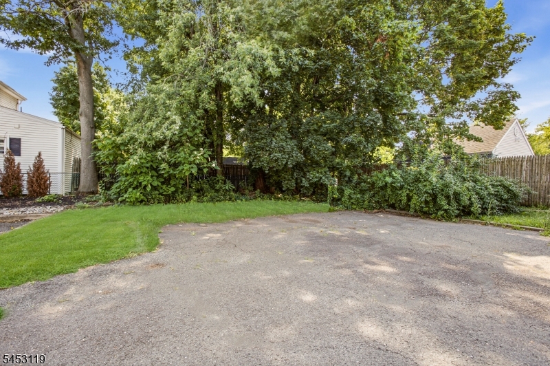 87 West Somerset Street Raritan, NJ 08869 - Photo 24 of 27 Gallery Image 24