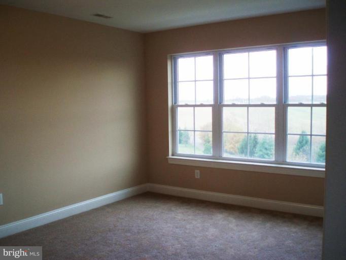 12907 Liberty Road Mount Airy, MD 21771 - Photo 30 of 30 Sitting Room