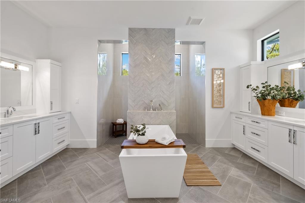 4221 7th Avenue Northwest Naples, FL 34119 - Photo 12 of 22 Gallery Image 12