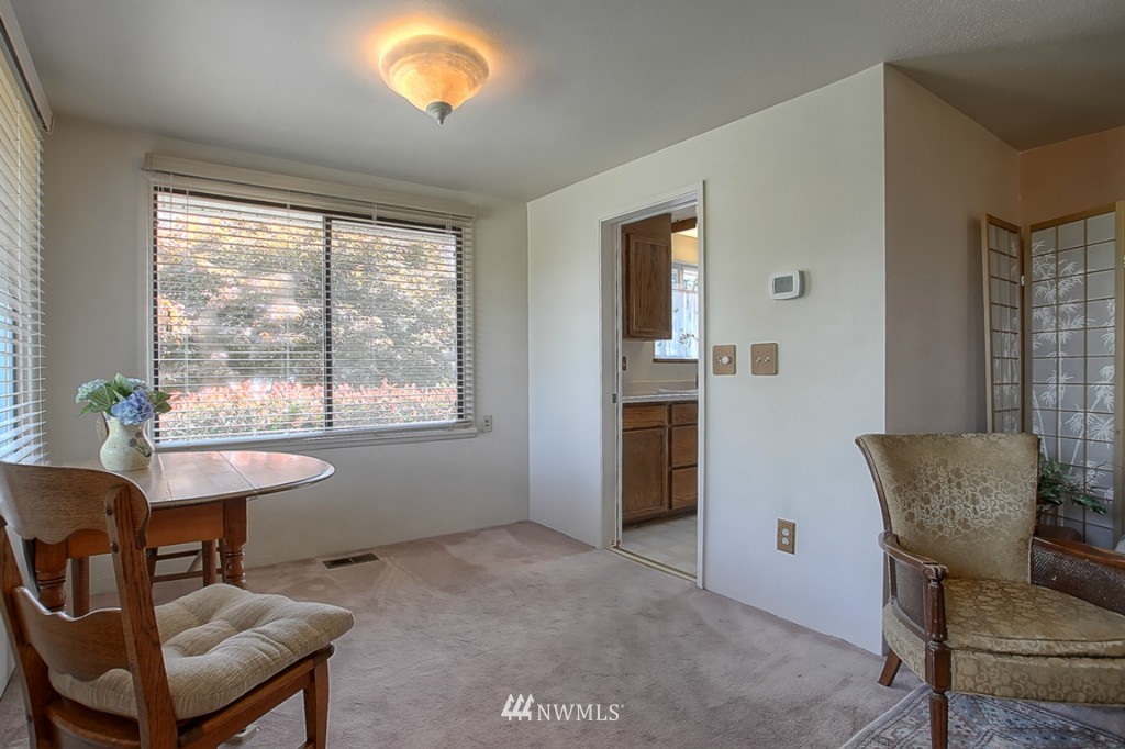 5057 Southwest Stevens Street Seattle, WA 98116 - Photo 6 of 15 Gallery Image 6