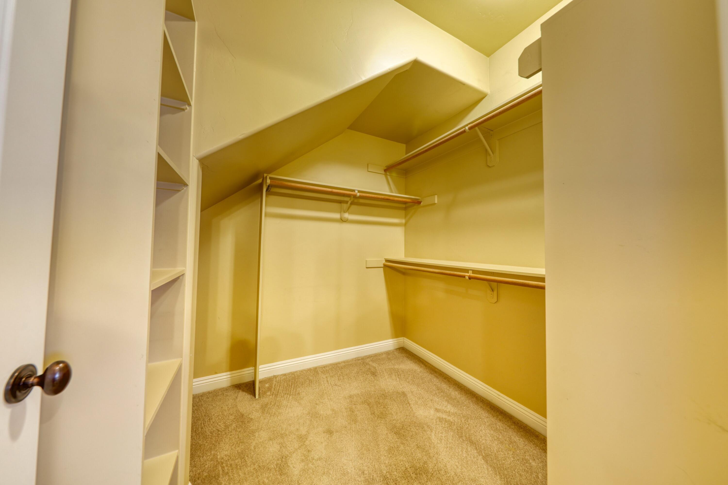 24281 Jacaranda Drive Tehachapi, CA 93561 - Photo 21 of 54 24821 Jacaranda Dr Bear Valley-print-033