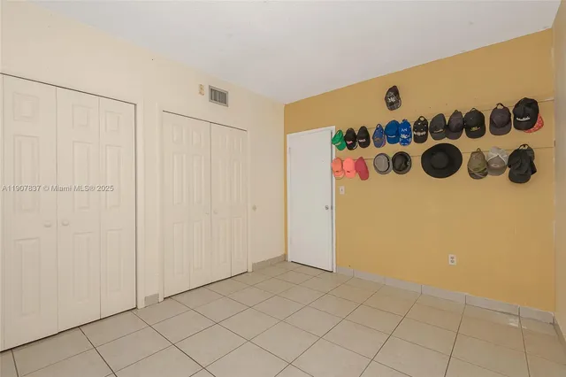 $179,900 | 1481 Northeast Miami Gardens Drive, Unit 267, Miami, FL 33179